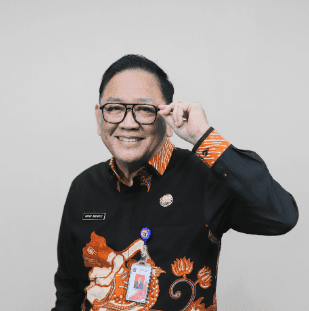 Dr. Sopan Adrianto, SE, M.Pd, M.M